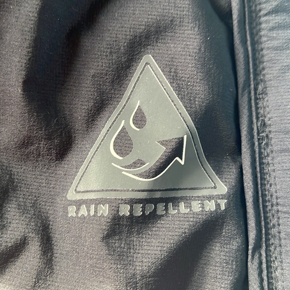 Pajar Corella Jacket NWT -size medium - Picture 10 of 11